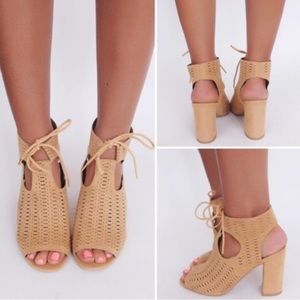 NWT Qupid Chester Cage open toe booties SIZE 10